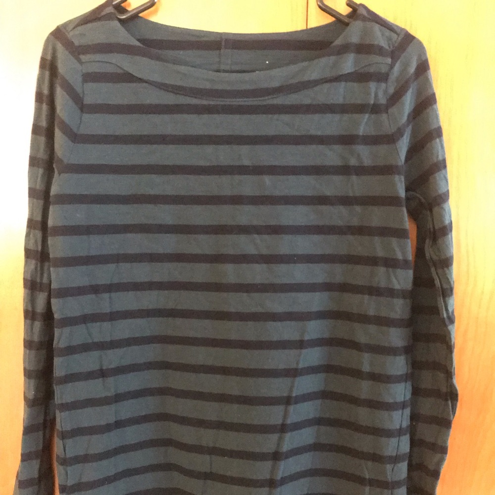 Long sleeve top